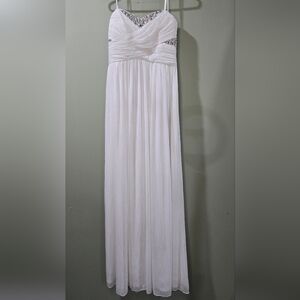 NWT One by Eight Strapless Rhinestone Long White Bridal Gown Size 12‎